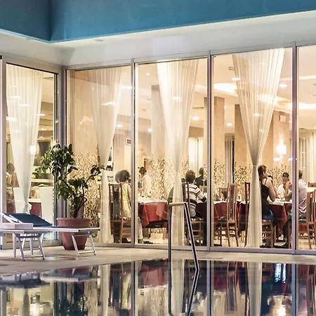 Hotel Parigi 4*