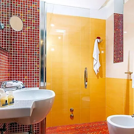 Parigi 4*