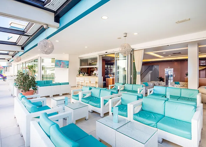 Ξενοδοχείο Parigi 4*