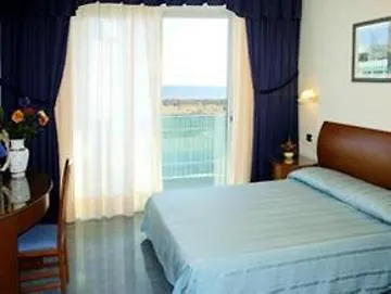 Parigi Бібіоне