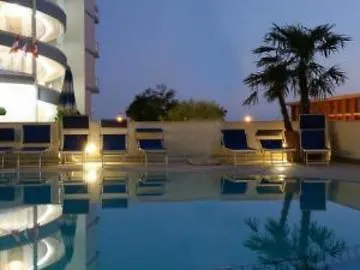 Parigi Готель 4*